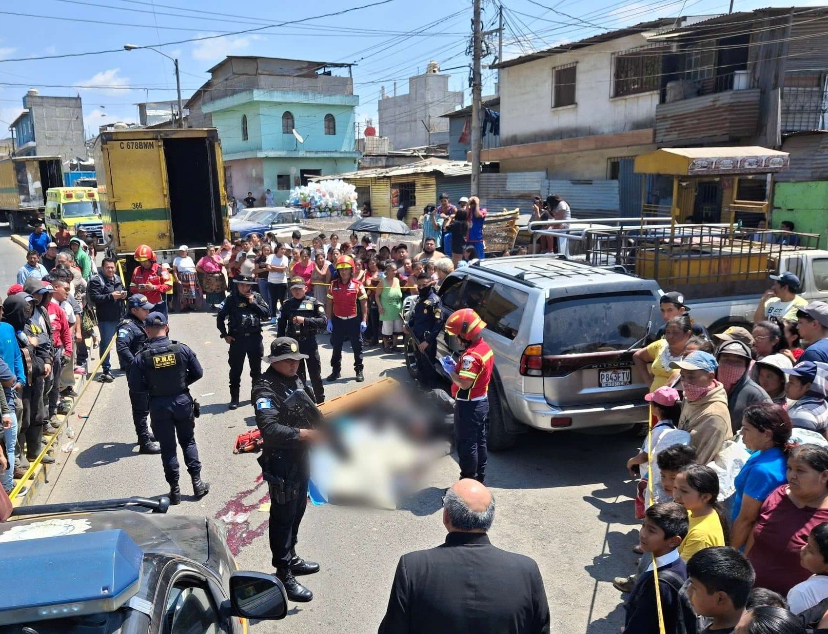 ÚLTIMA HORA | Estudiantes fallecen tras ser arrollados en zona 3