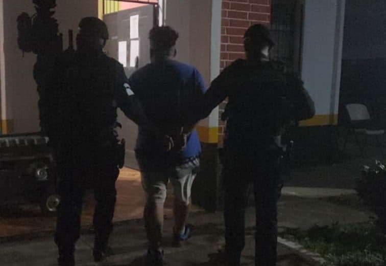 Capturan a joven en Mazatenango con más de 200 bolsas de drogas