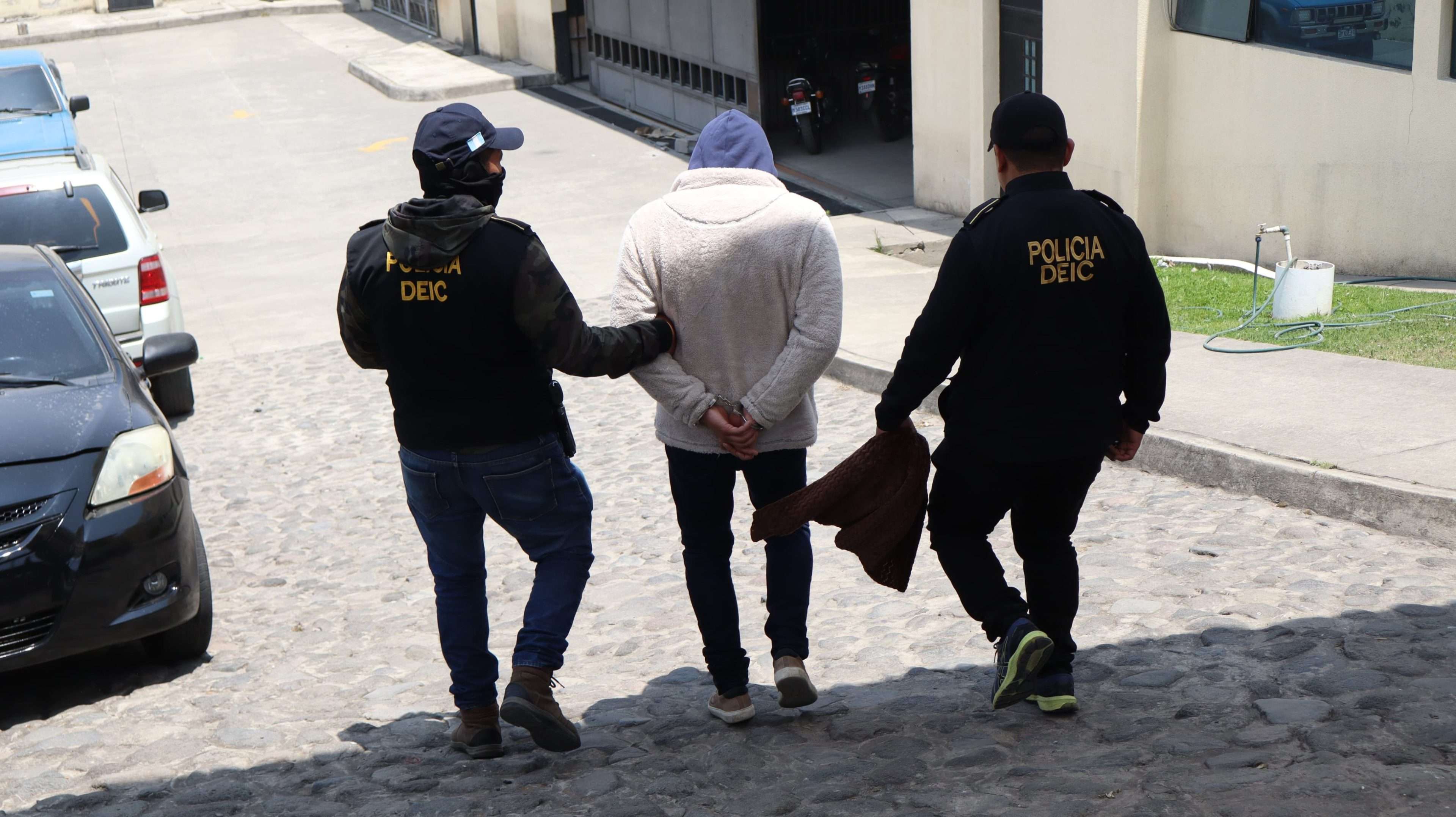 EN FOTOS | Capturan a hombre en Quetzaltenango señalado de asesinato