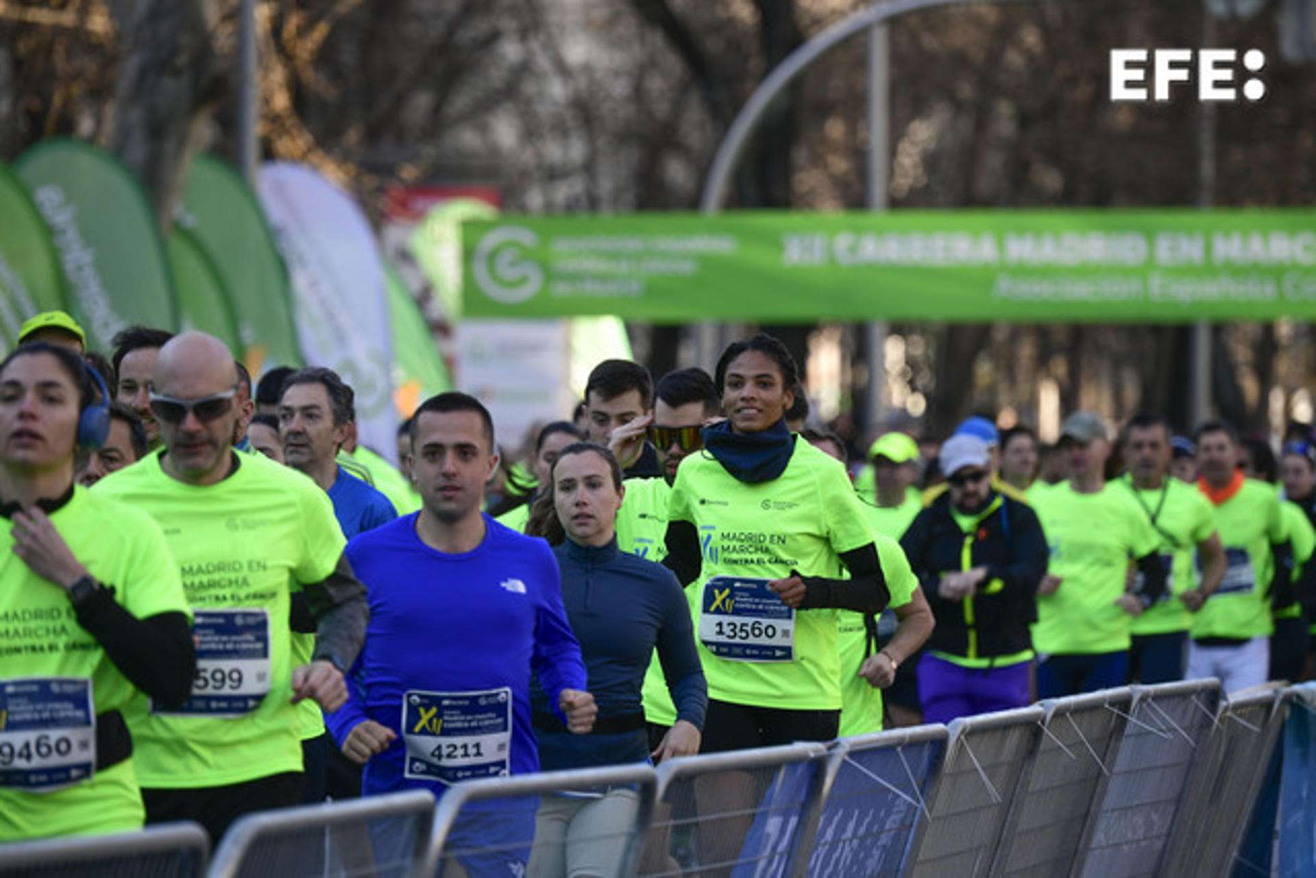 Marcha contra el cáncer bate récord y convoca a 27.000 personas en Madrid