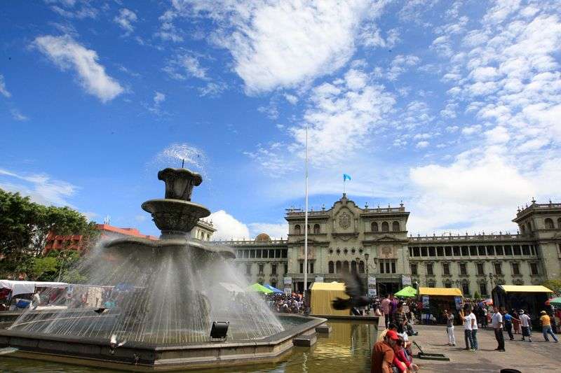 Calor extremo y bruma en el horizonte ¿Cómo afectará el clima a Guatemala este jueves?