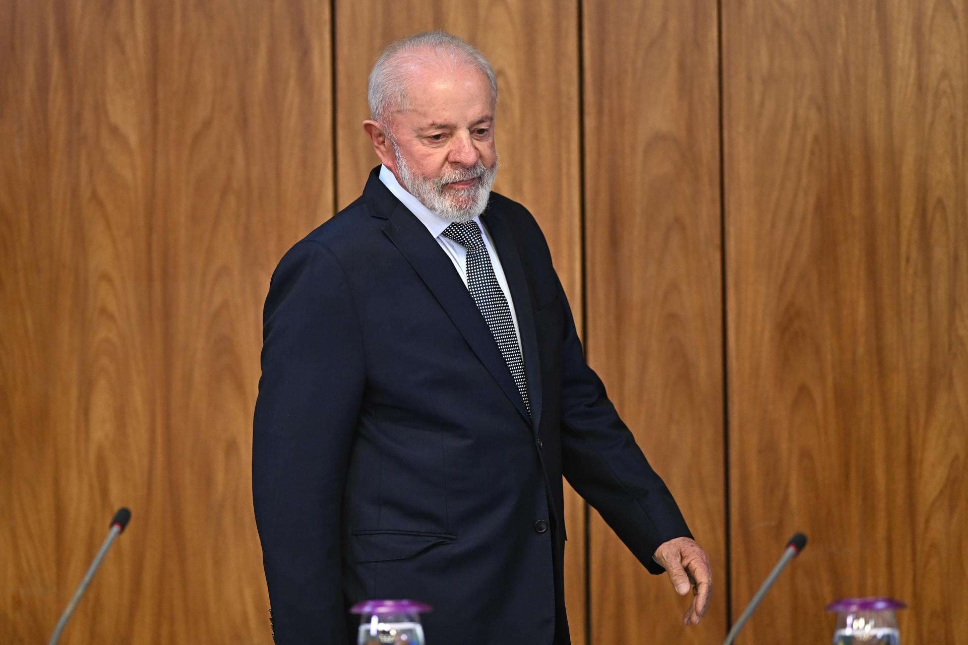 Lula se muestra «triste» en Japón por la goleada encajada por Brasil ante Argentina