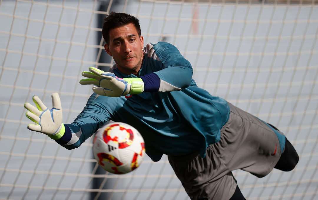 Musso, de nuevo al arco: así recibe el Atlético al Barcelona en el Metropolitano