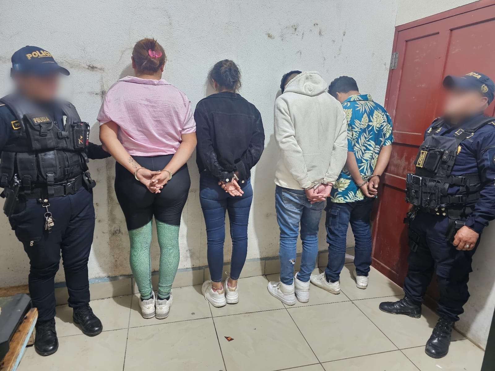 ¡Intentan asaltar banco y acaban sin carro ni libertad! Así fue la captura en San Marcos