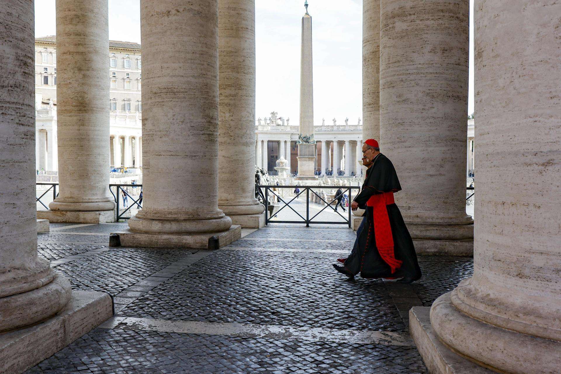La Iglesia católica se encierra en cónclave para elegir al sucesor del papa Francisco