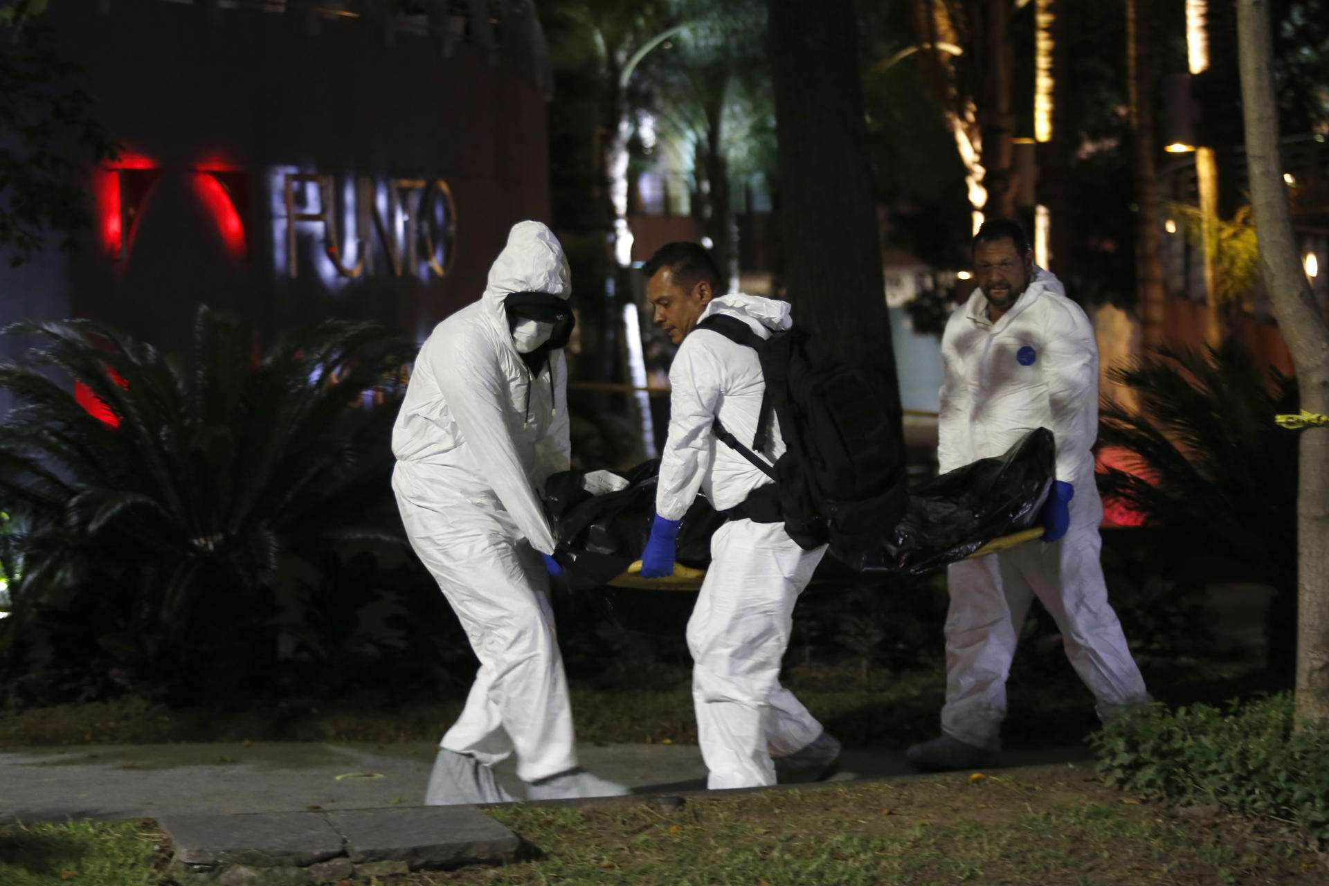 Autoridades hallan 17 cuerpos tras operativo en el Guanajuato, México