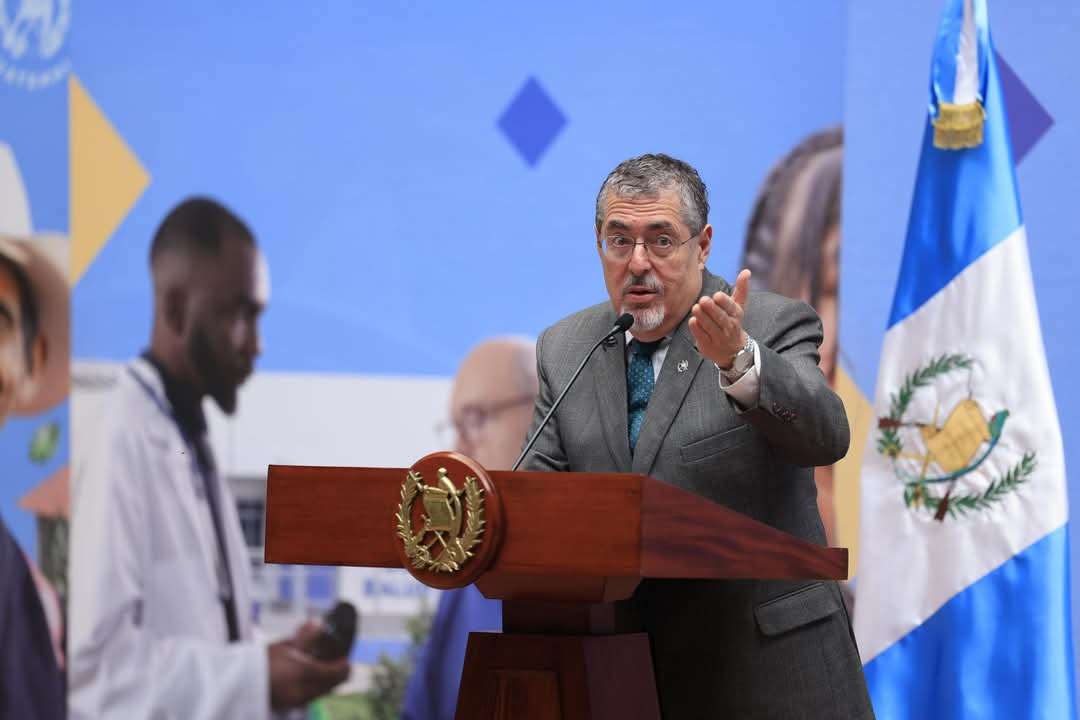 "No habrá ministerios al servicio de campañas": Arévalo niega uso político del MIDES