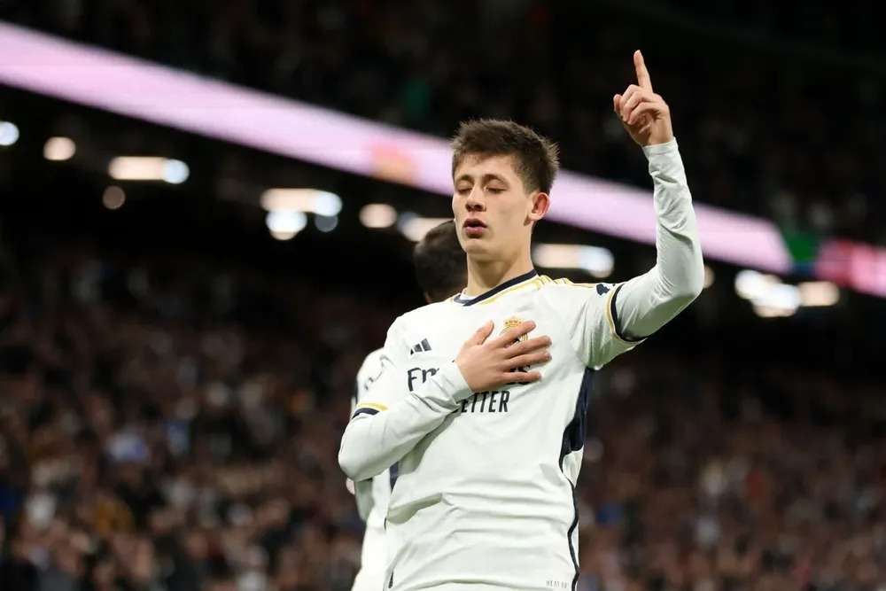 ¿Quién es Arda Güler y porqué está dando de qué hablar en el Real Madrid?