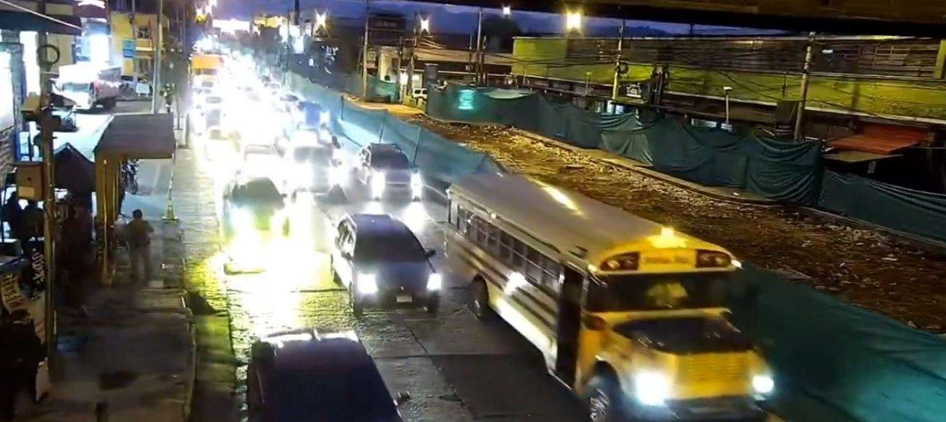 ¿Solución al tránsito? PMT habilita carriles reversibles en calle Martí