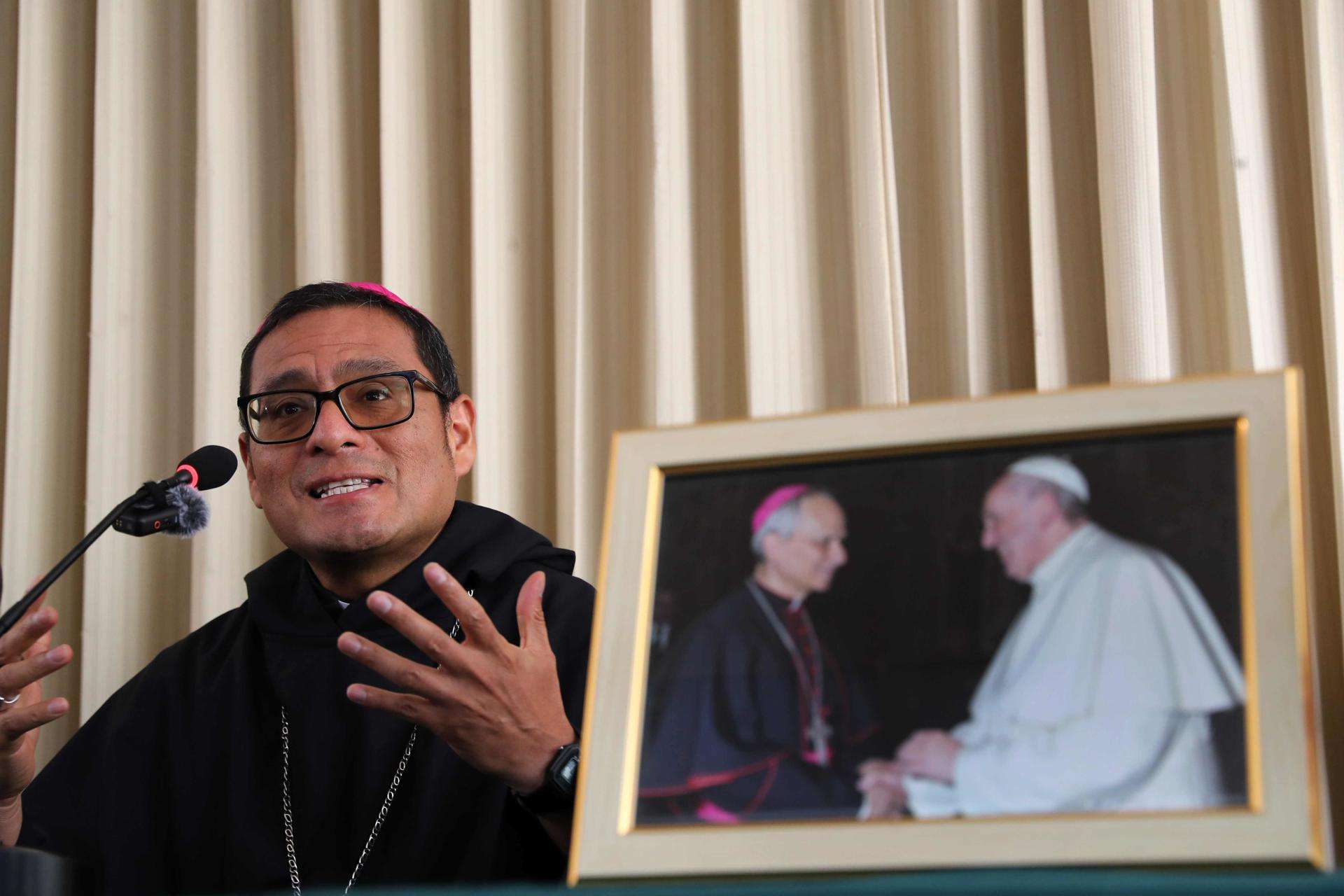 Pizza y cerveza, o tacos y margarita, las comidas del papa cuando regresaba a Chicago