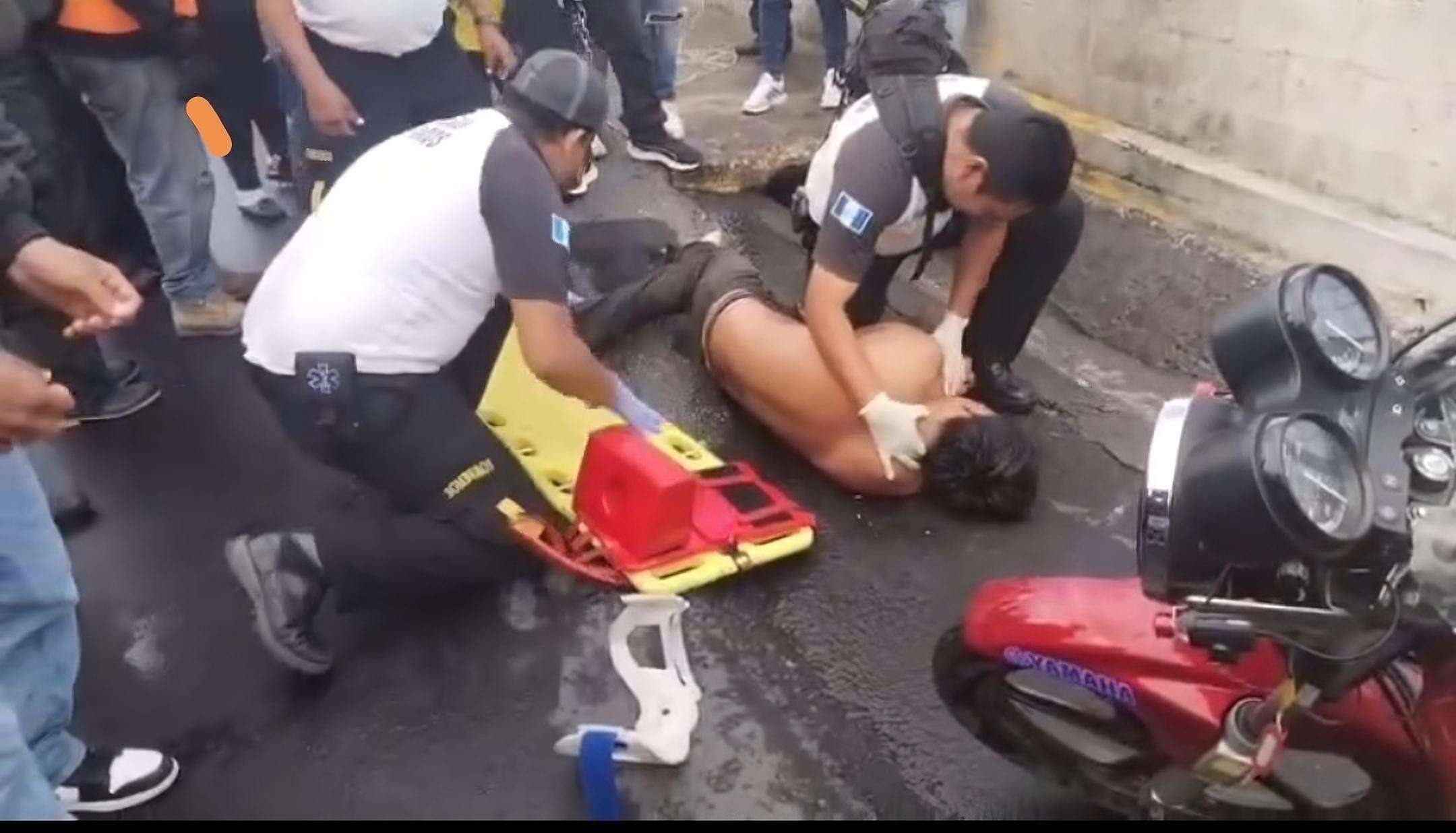 Hombre que llevaban secuestrado es abandonado en ruta al Pacífico