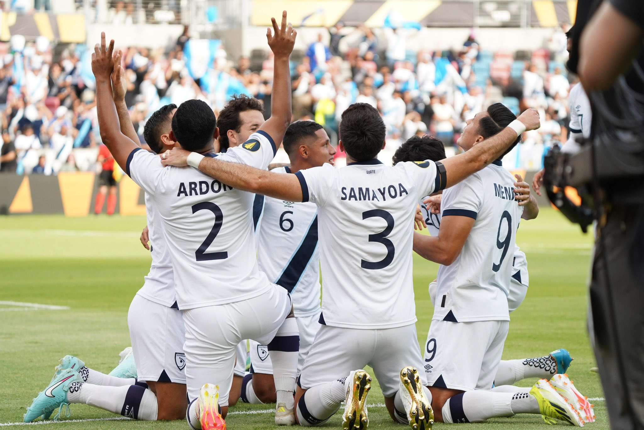 Guatemala domina el primer tiempo ante Guadalupe en la Copa Oro
