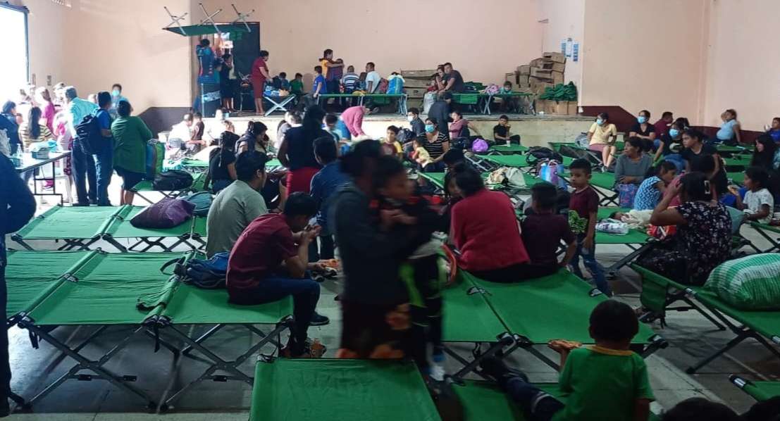 Casi 600 personas han sido evacuadas por la erupción del volcán de Fuego