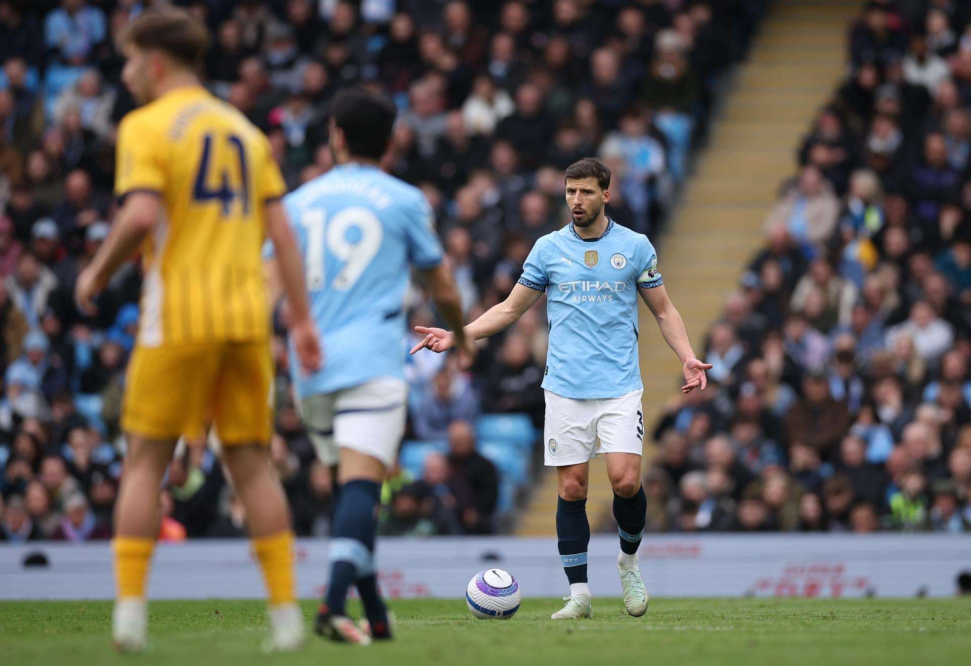 El City, multado con un millón de libras por retrasos en el comienzo de sus partidos