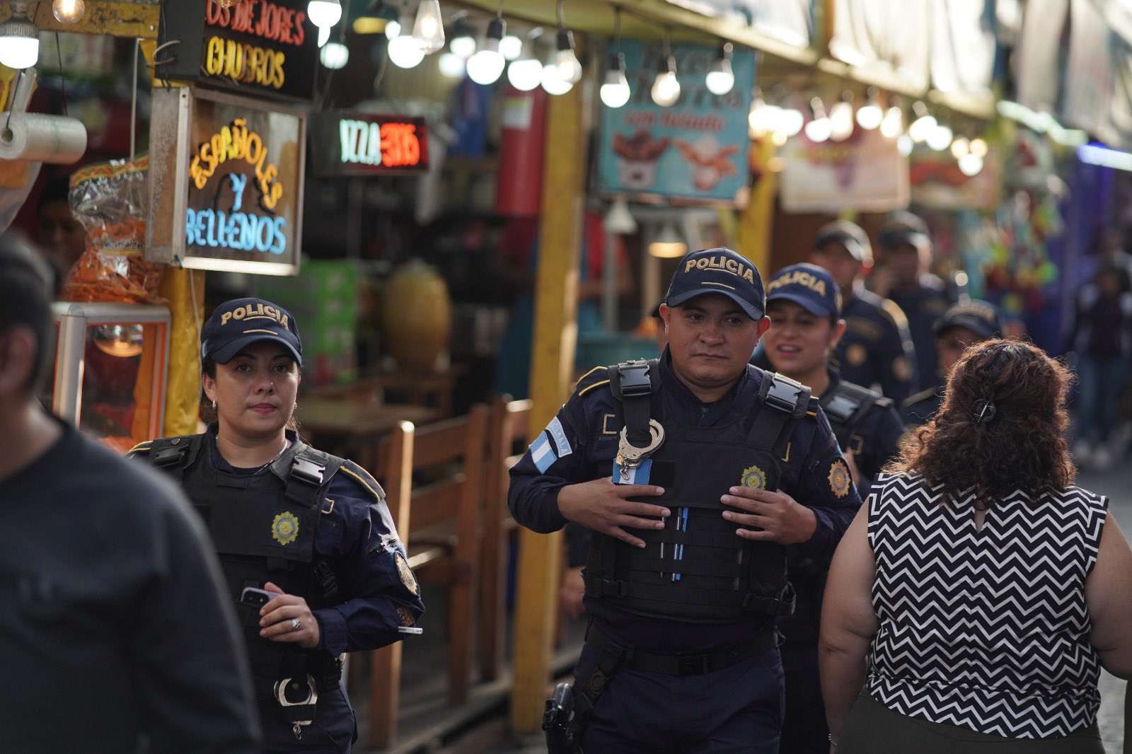 ¿Ya retiraste tu Bono 14? PNC refuerza operativos en mercados y centros comerciales