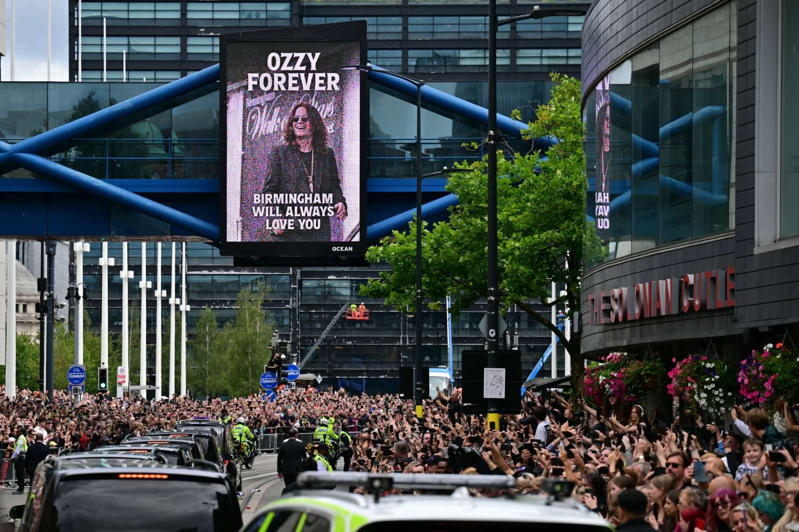 Birmingham despide a Ozzy Osbourne entre homenajes, lágrimas y gratitud eterna
