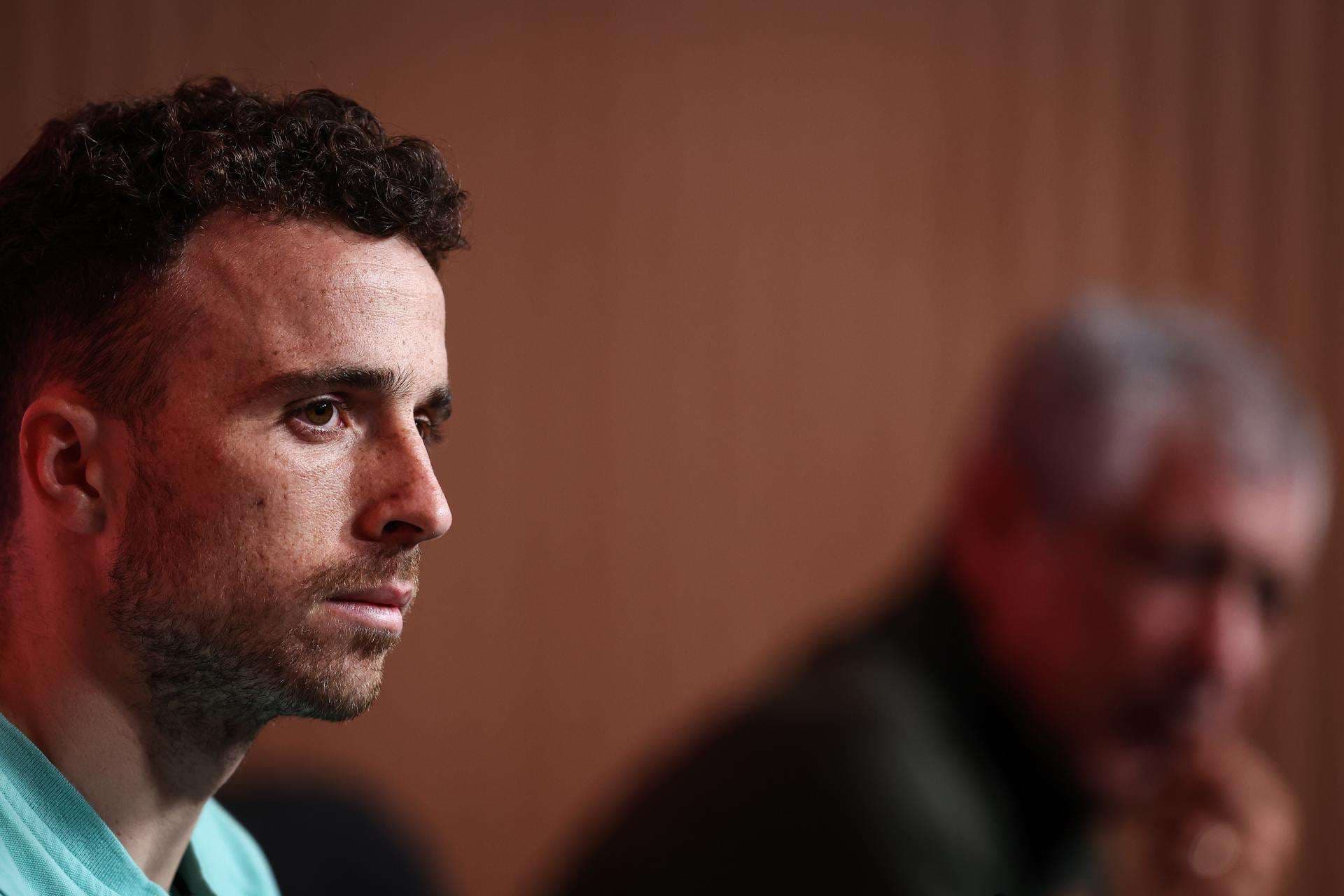 Messi y Neymar lamentan la pérdida de Diogo Jota