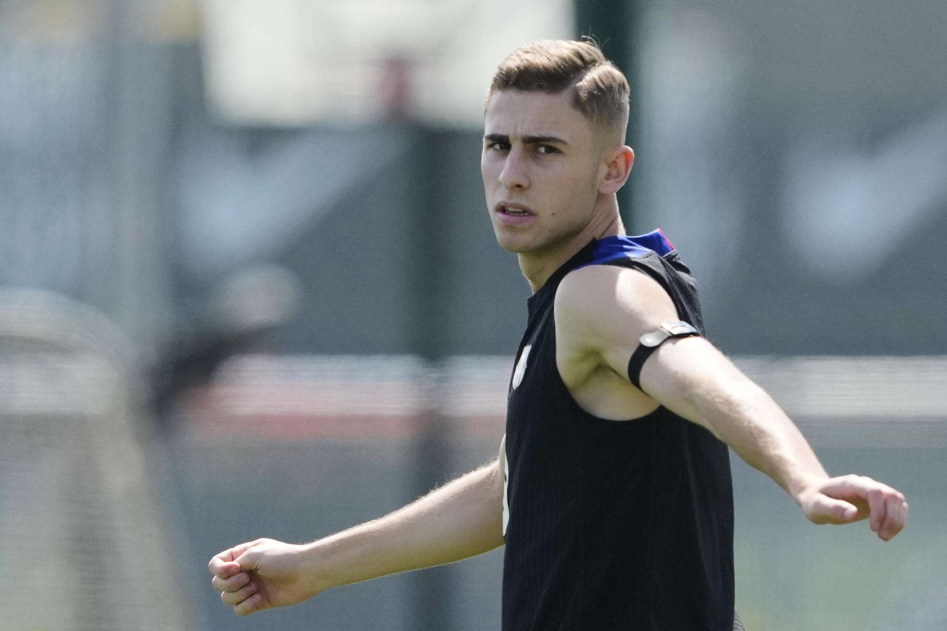 La 'operación Fermín' pasa por las ventas del Chelsea