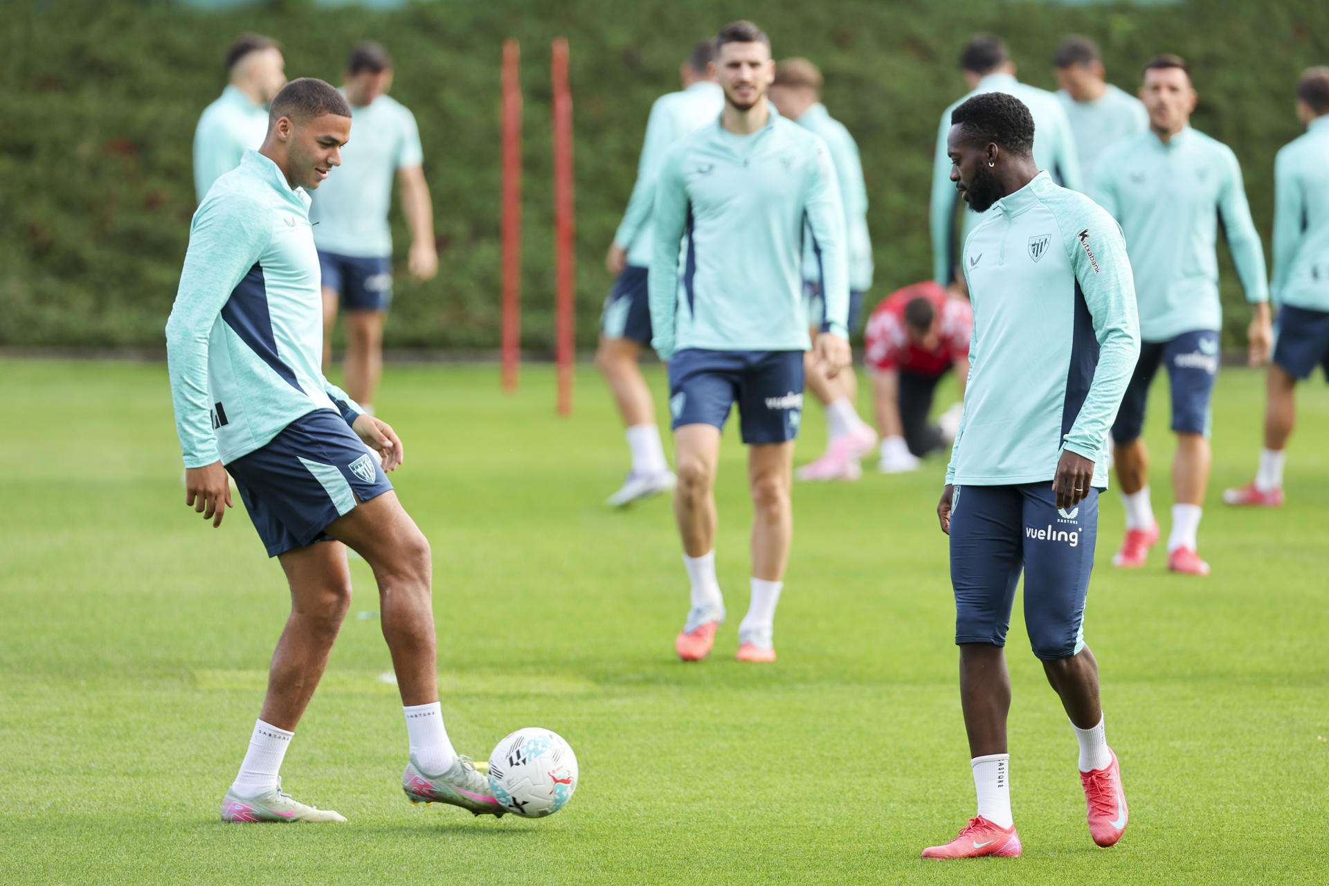 Acepta un año de cárcel y dos sin ir al fútbol por insultos racistas a Iñaki Williams