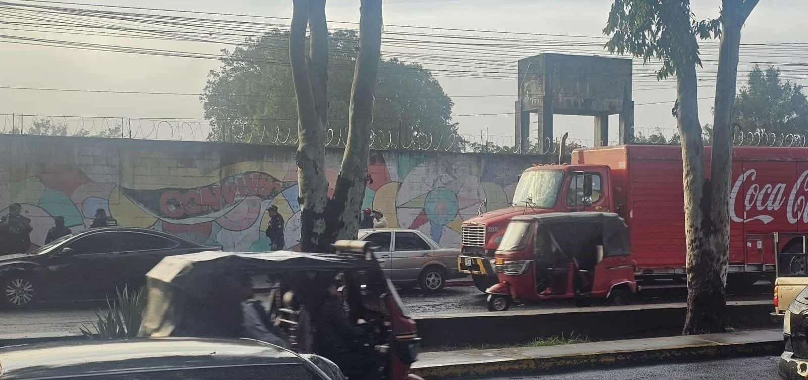 ¡Camión de bebidas es blanco de ataque armado! Esto es lo que se sabe