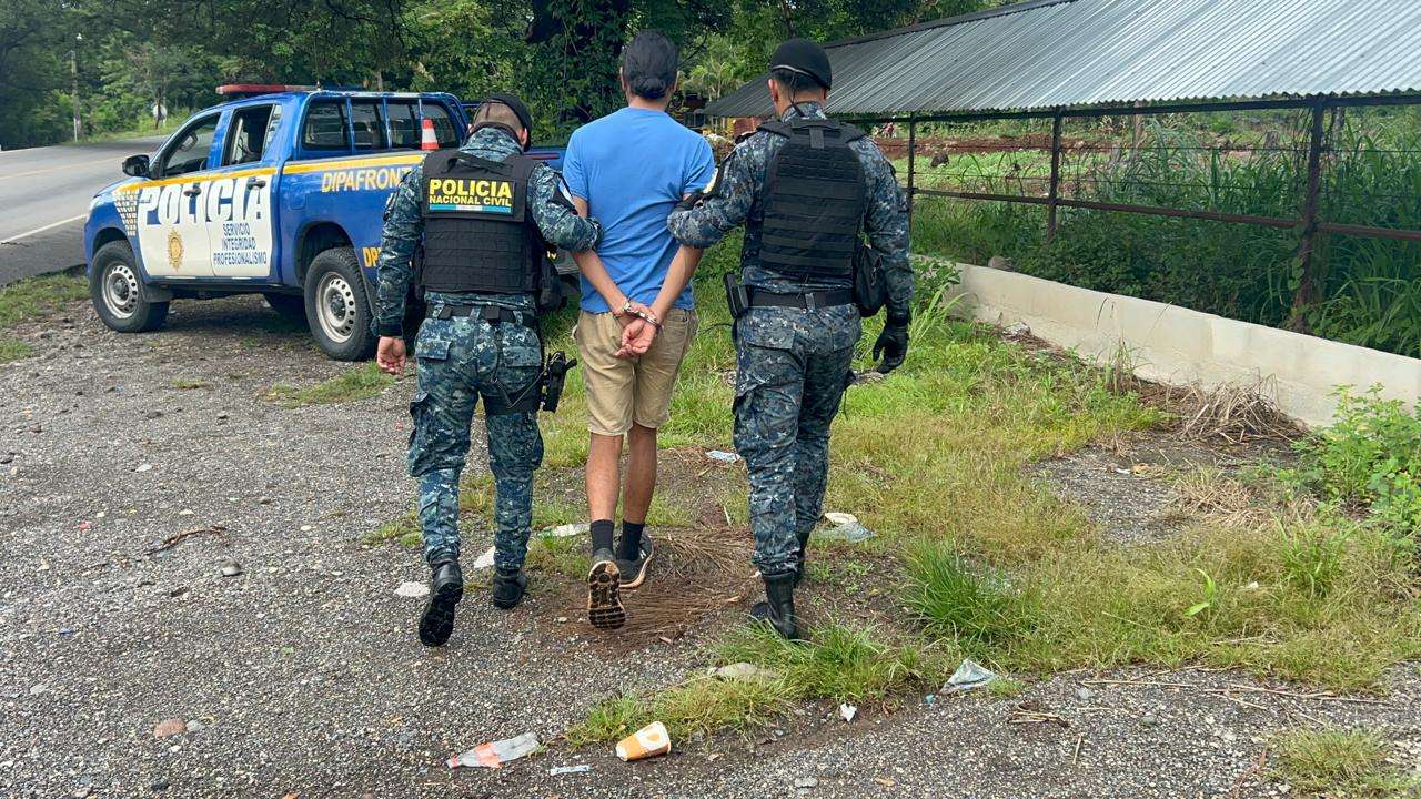 ¡Nueve órdenes de captura y al fin lo atraparon! Hombre es detenido en operativo de seguridad