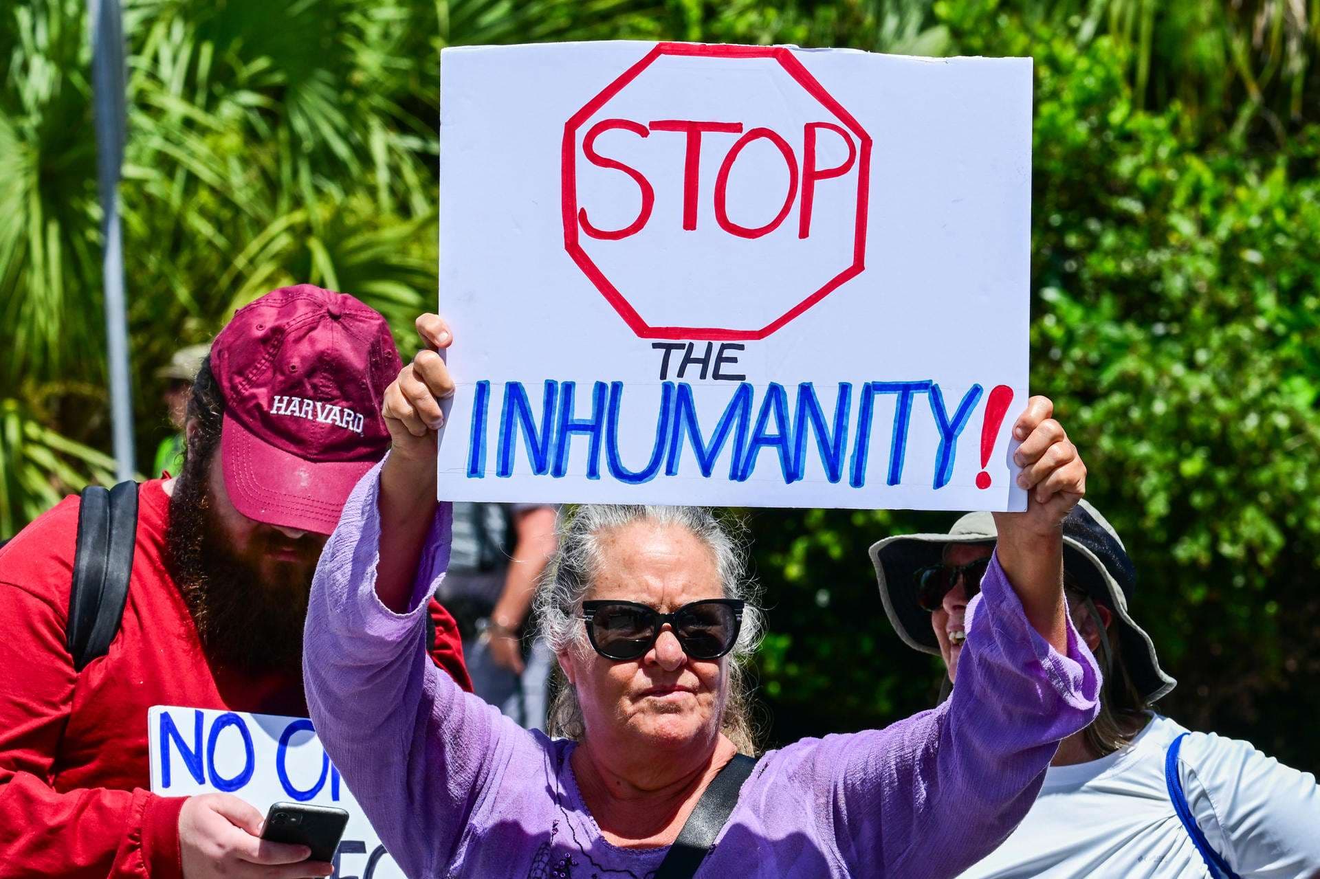 Operación ordenada por Trump en Chicago ha dejado más de un millar de migrantes detenidos