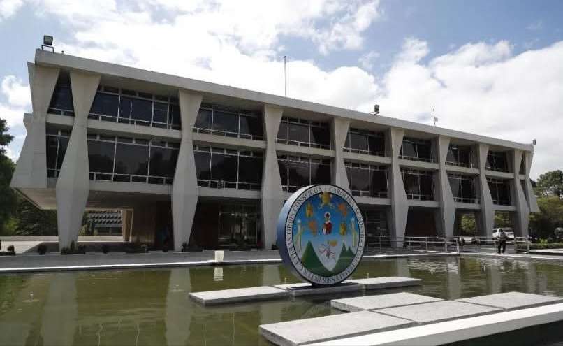USAC se viste de azul y blanco para apoyar a la Selección con pantalla gigante