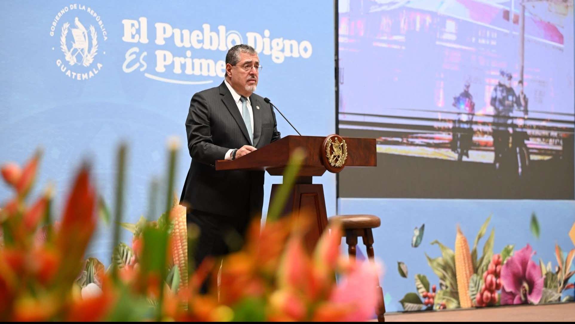 Presidente Arévalo se pronuncia sobre hallazgo de ocho cadáveres en Palencia