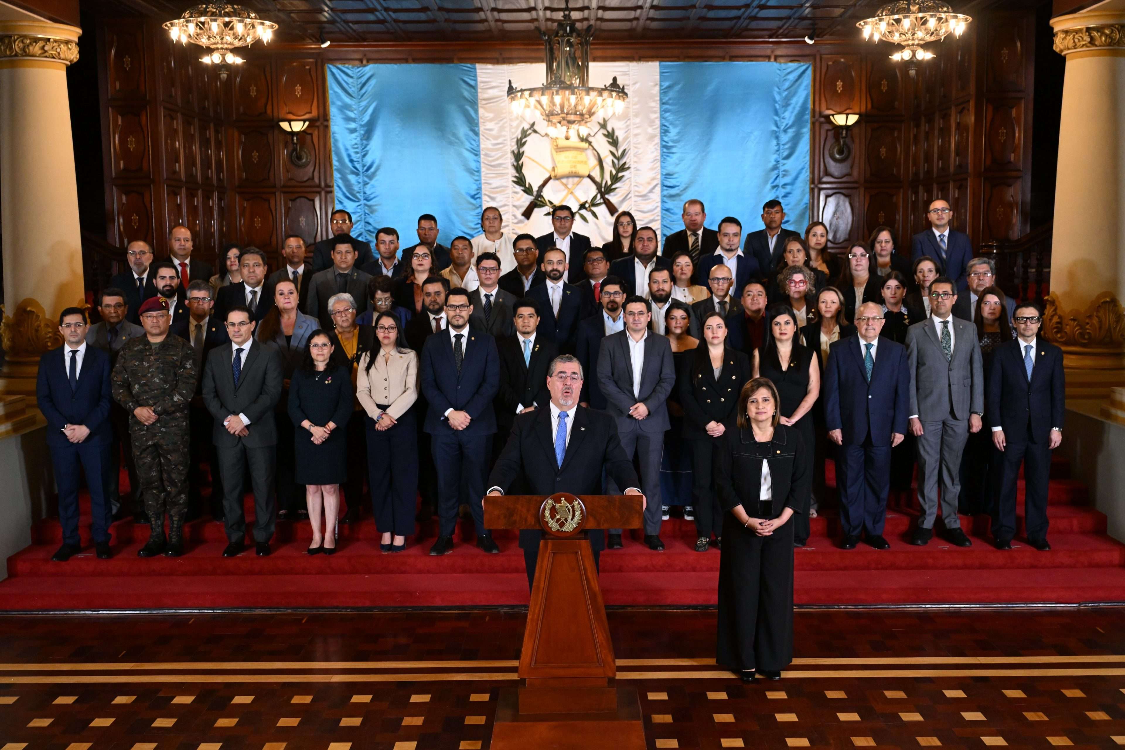 El presidente de Guatemala advierte que las elecciones de 2027 están en peligro