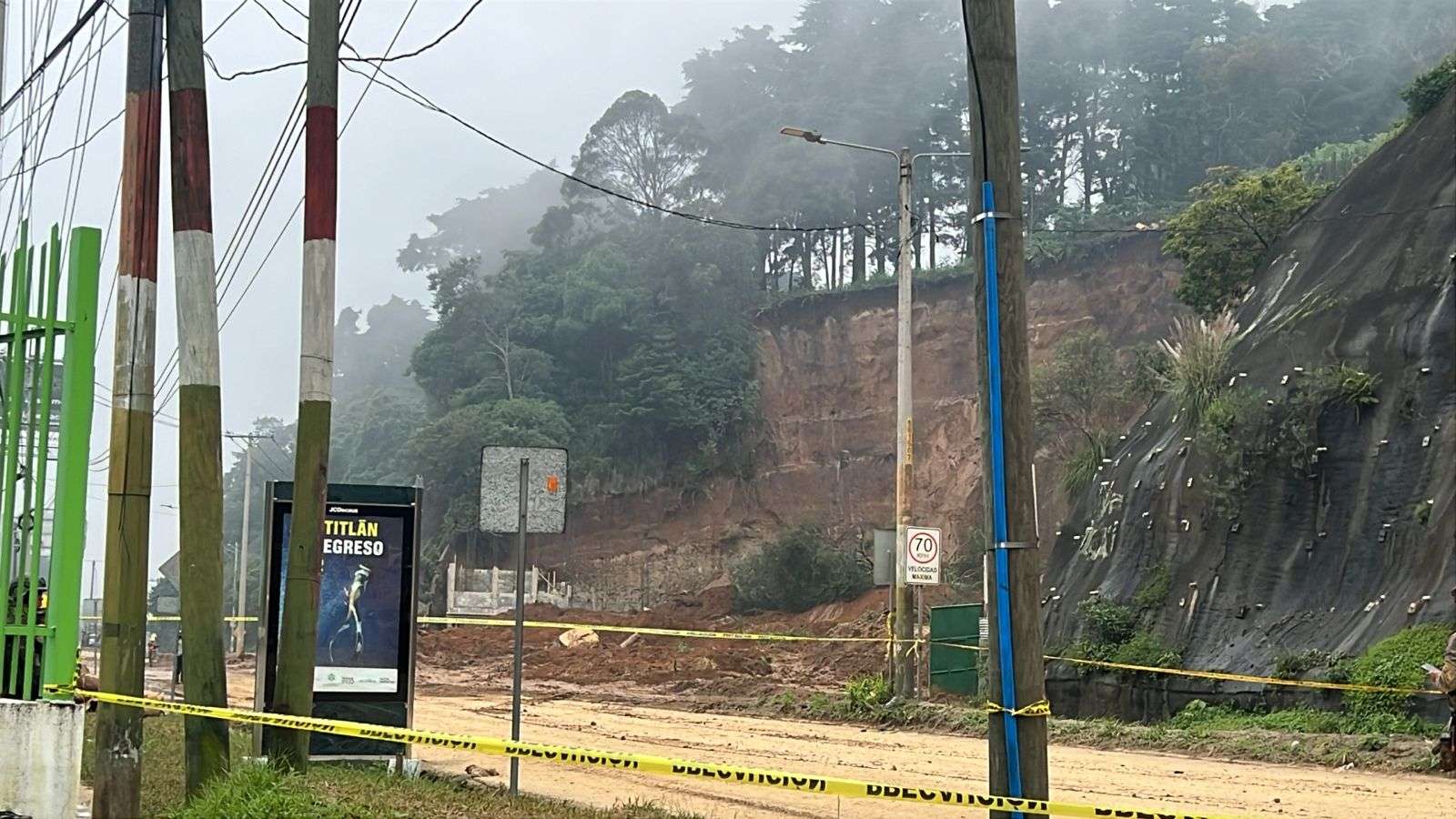 Nuevo derrumbe deja heridos a dos miembros del Ejército en ruta a El Salvador