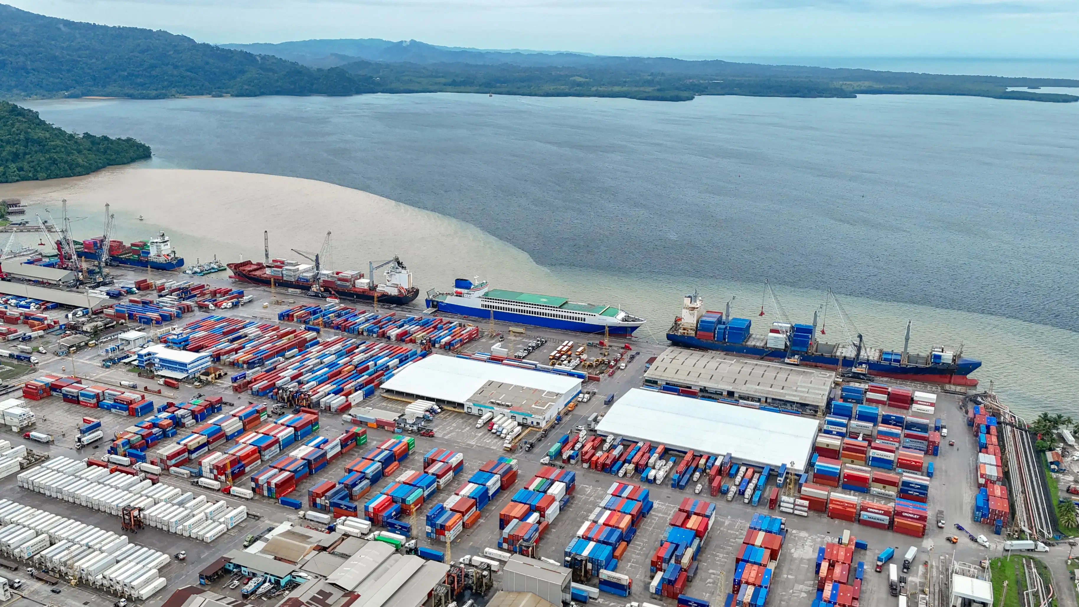 Cámara de Comercio exige restablecer la normalidad operativa en Puerto Santo Tomás de Castilla