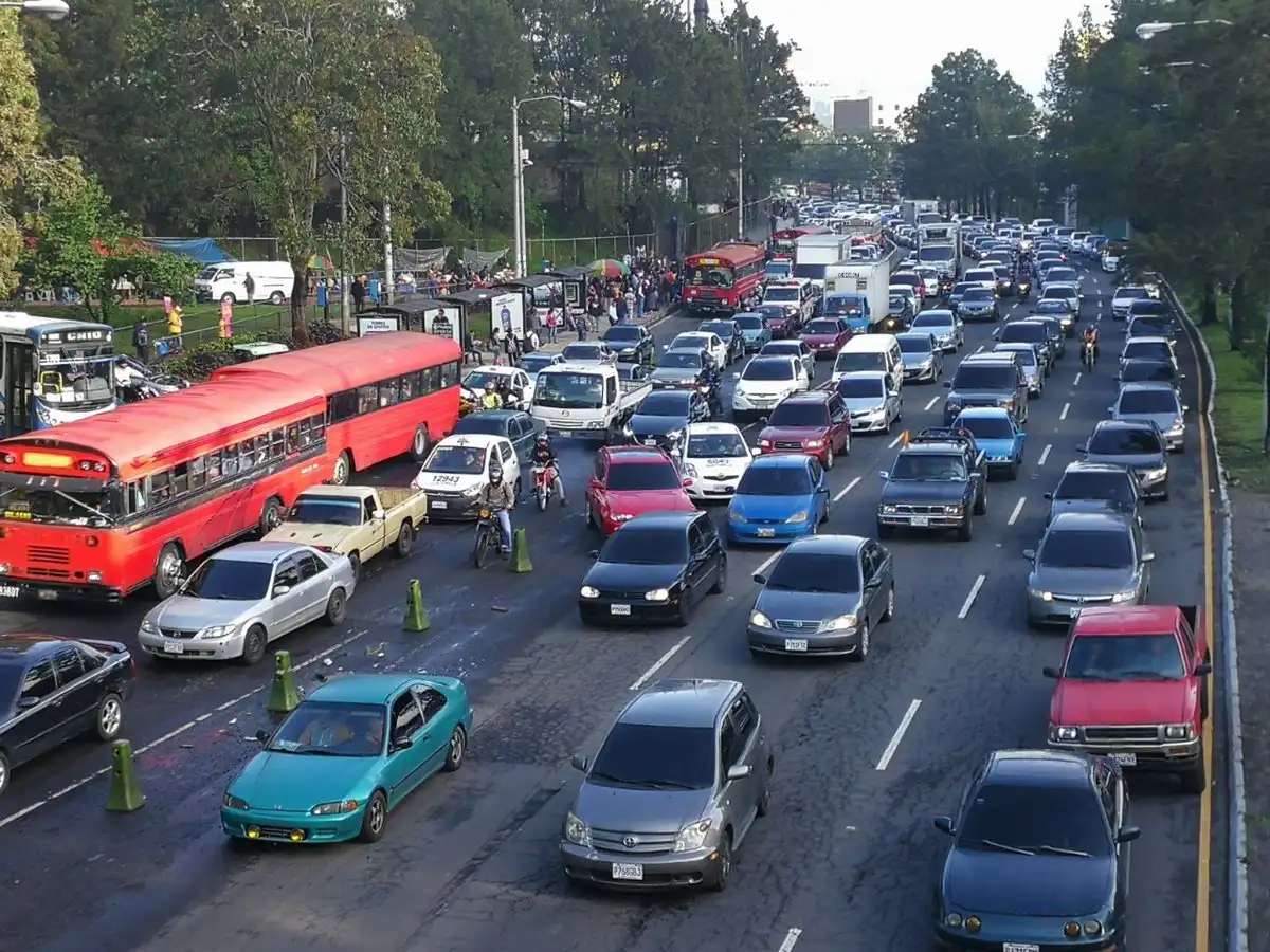 ¿Vas al partido de Guatemala? Estas son las rutas que te salvarán del tráfico en El Trébol