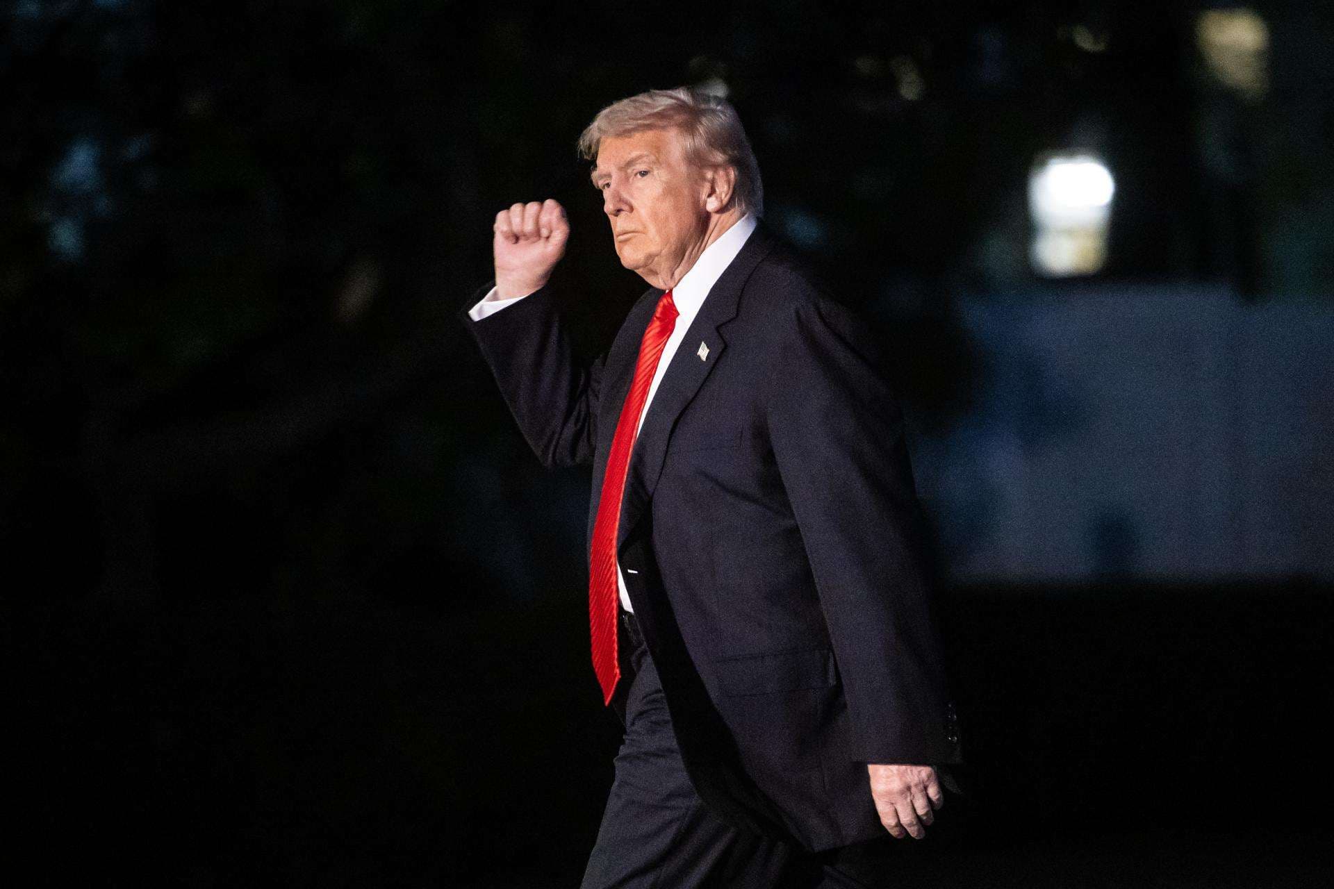 Trump amenaza a la BBC con una demanda por difamación de 1.000 millones de dólares