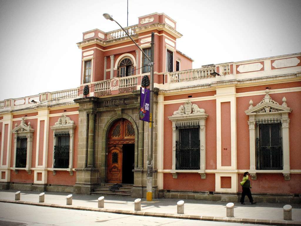 Carlos Pineda llama a la elección de un TSE independiente y alejado de intereses particulares