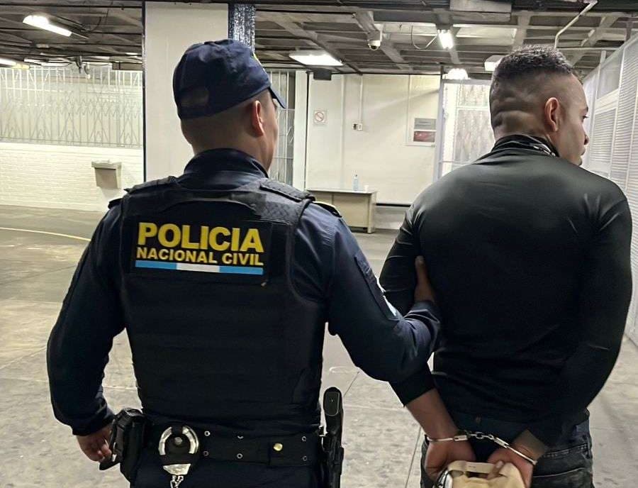 Capturan a hombre con cuatro antecedentes por robo en la colonia de zona 7