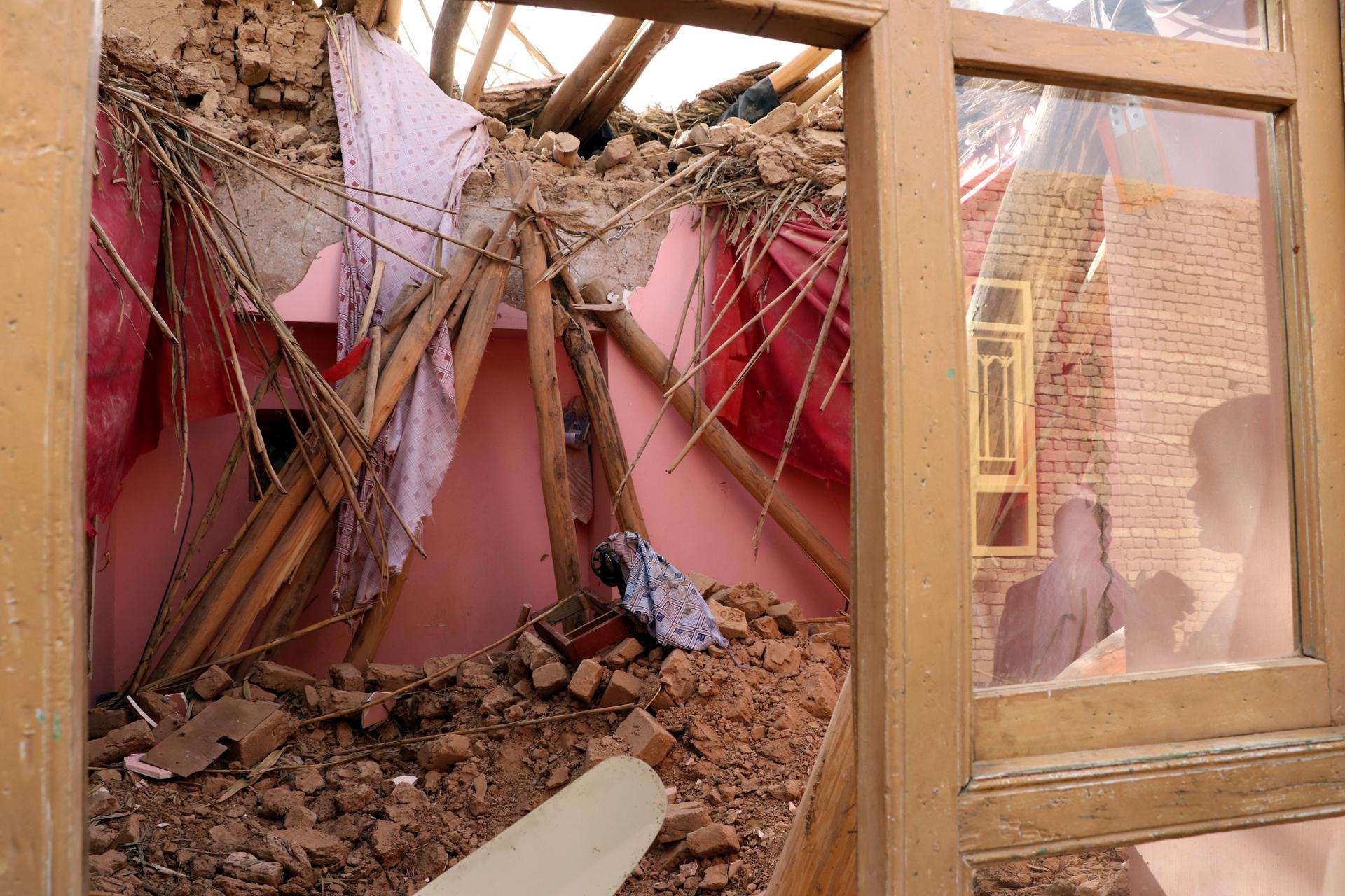 Elevan a más de 20 los muertos y 530 los heridos por el terremoto de 6,3 en Afganistán