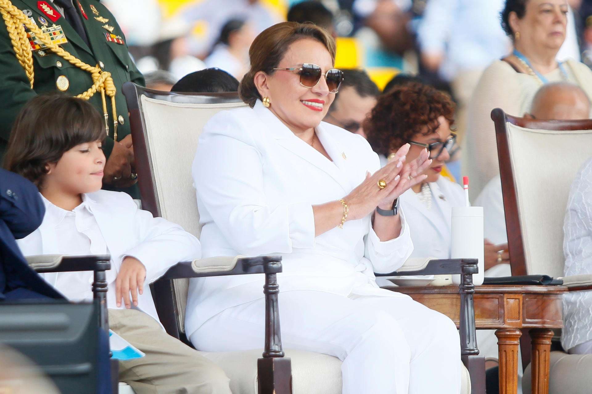 Xiomara Castro afirma que se gesta "un golpe" contra su gobierno