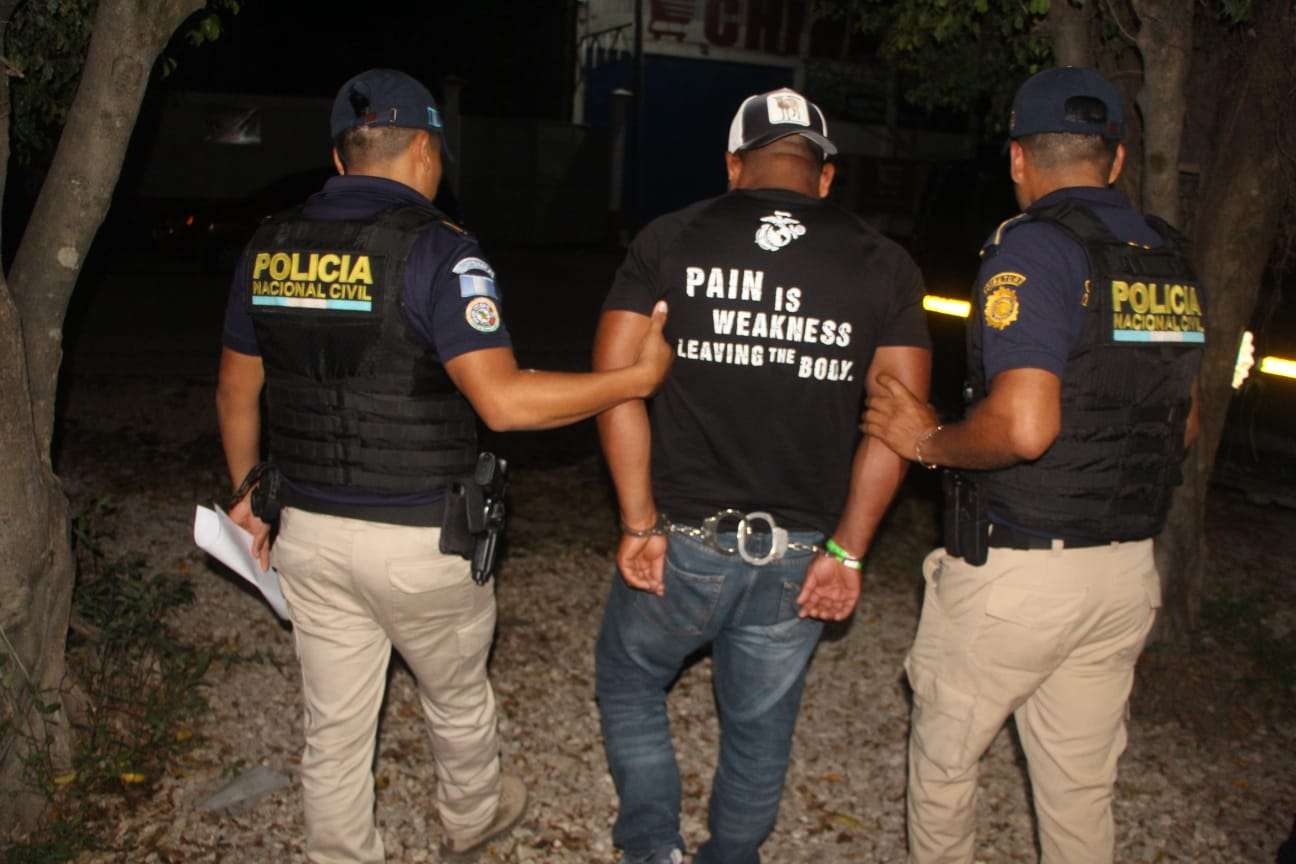 Aprehenden a hombre señalado de causar daños al Templo II en el Parque Nacional Tikal
