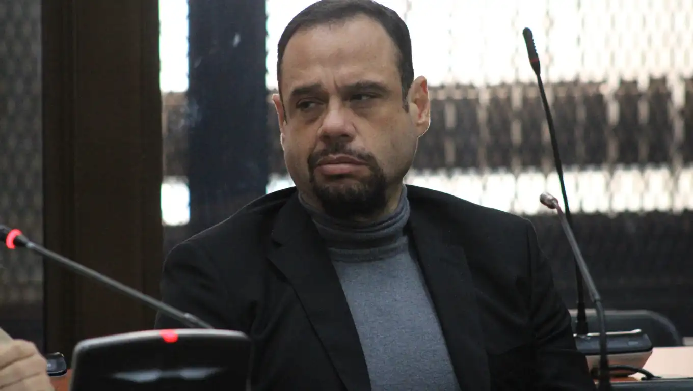 Exministro José Luis Benito acepta cargos por fraude en Libramiento de Chimaltenango