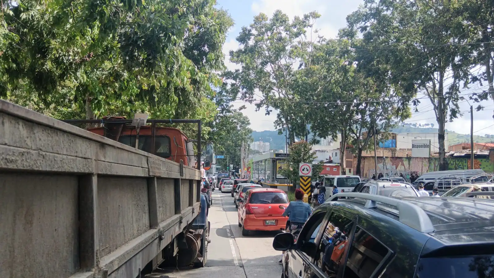 ¡Ni portones ni aceras! PMT exige respeto de espacios y activa plan especial de evacuación tras la final