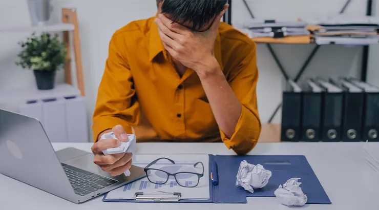 Enero y el estrés financiero: una presión que llega al hogar