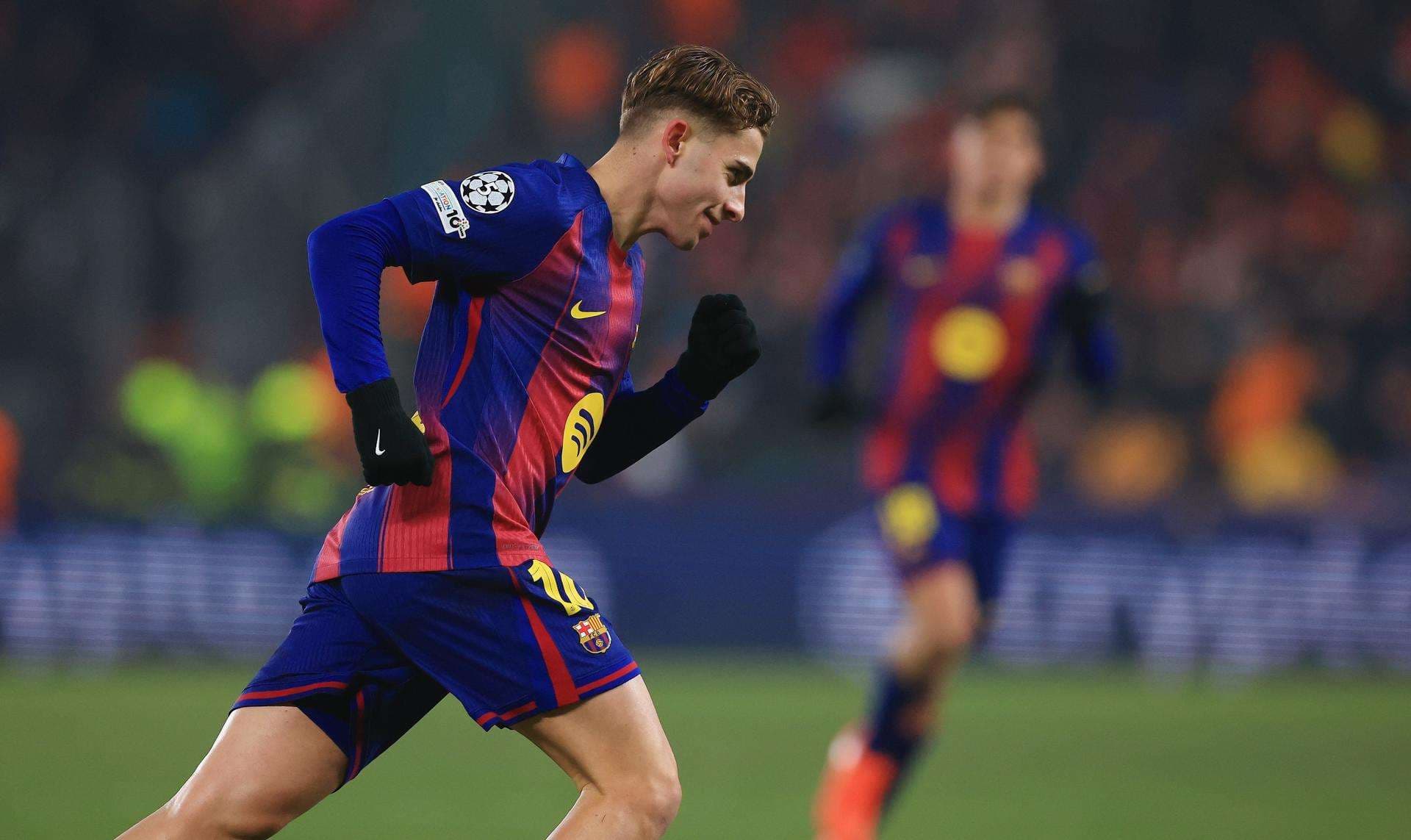 Fermín López entra en el club de los dobles dígitos de goles y asistencias