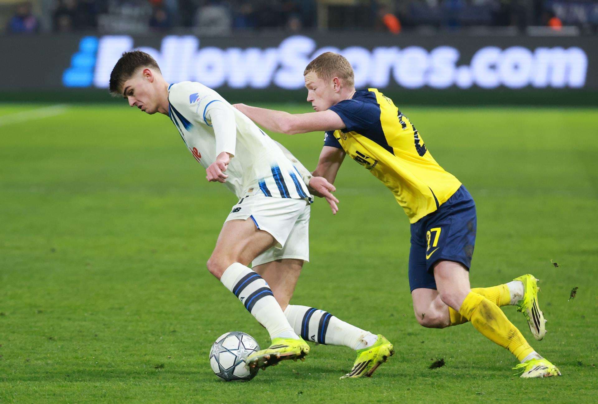 El Atalanta dejó escapar este miércoles la clasificación directa a los octavos de final de la Liga de Campeones al caer contra un equipo eliminado e inferior como el Royal Union Saint-Gilloise (1-0) y tendrá que pasar por los 'play-off' de la competición. EFE/EPA/OLIVIER HOSLET