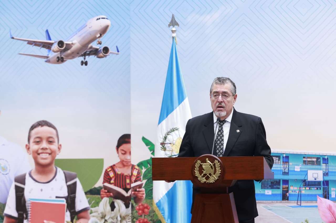 Arévalo critica manejo del MP en imputaciones a miembros de pandillas