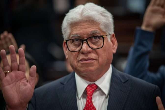 Designación de comisionado del TSE genera tensiones en el Foro de Rectores