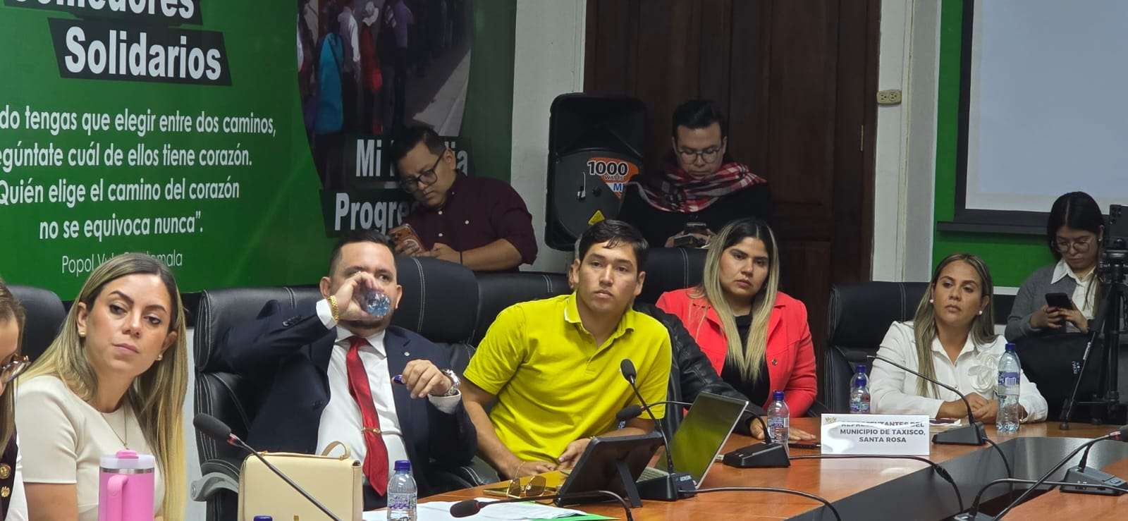 abuso policial en taxisco.