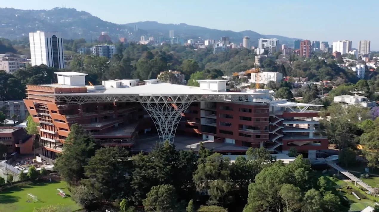 Clases presenciales quedan suspendidas este lunes en universidades privadas