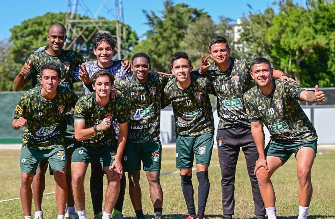 El invicto del Príncipe contra la urgencia del Tigre: Cobán y Aurora chocan en Amatitlán