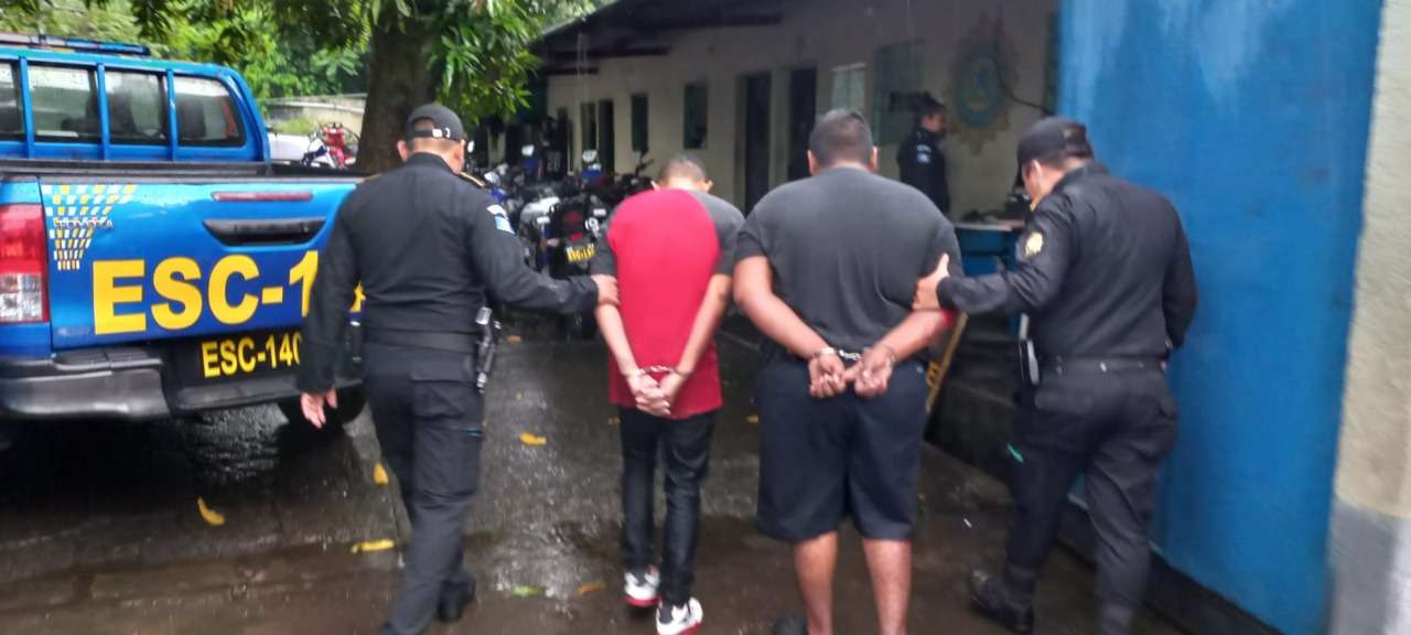 Capturan a tres asaltabuses, entre ellos un menor de edad