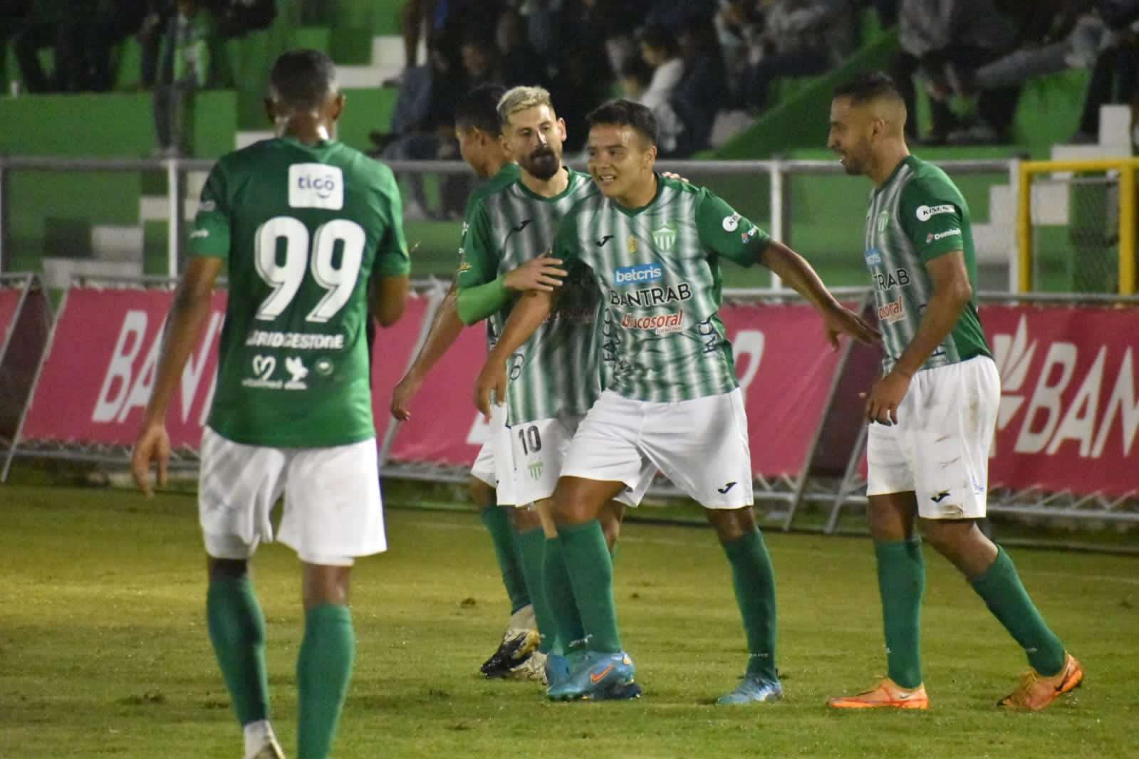 saul Sagastume Antigua GFC juvenil Selección Sub17